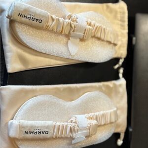 2 Darphin silk eye mask